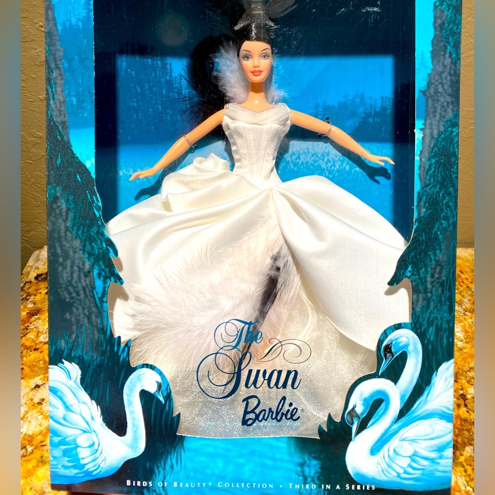 The Swan Barbie. Birds of Beauty Collection. Third in a series. White satin